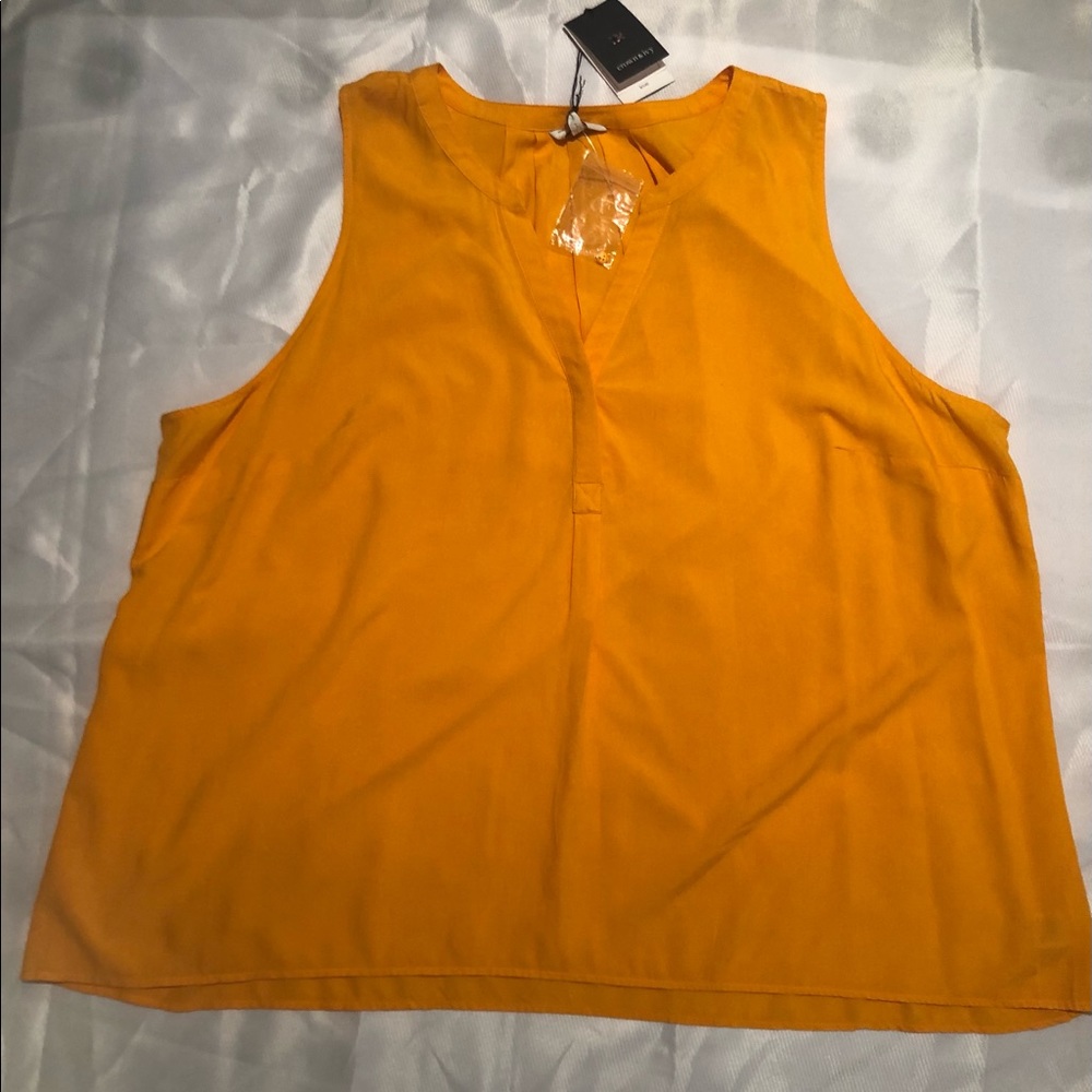 Crown & Ivy Sleeveless Blouse